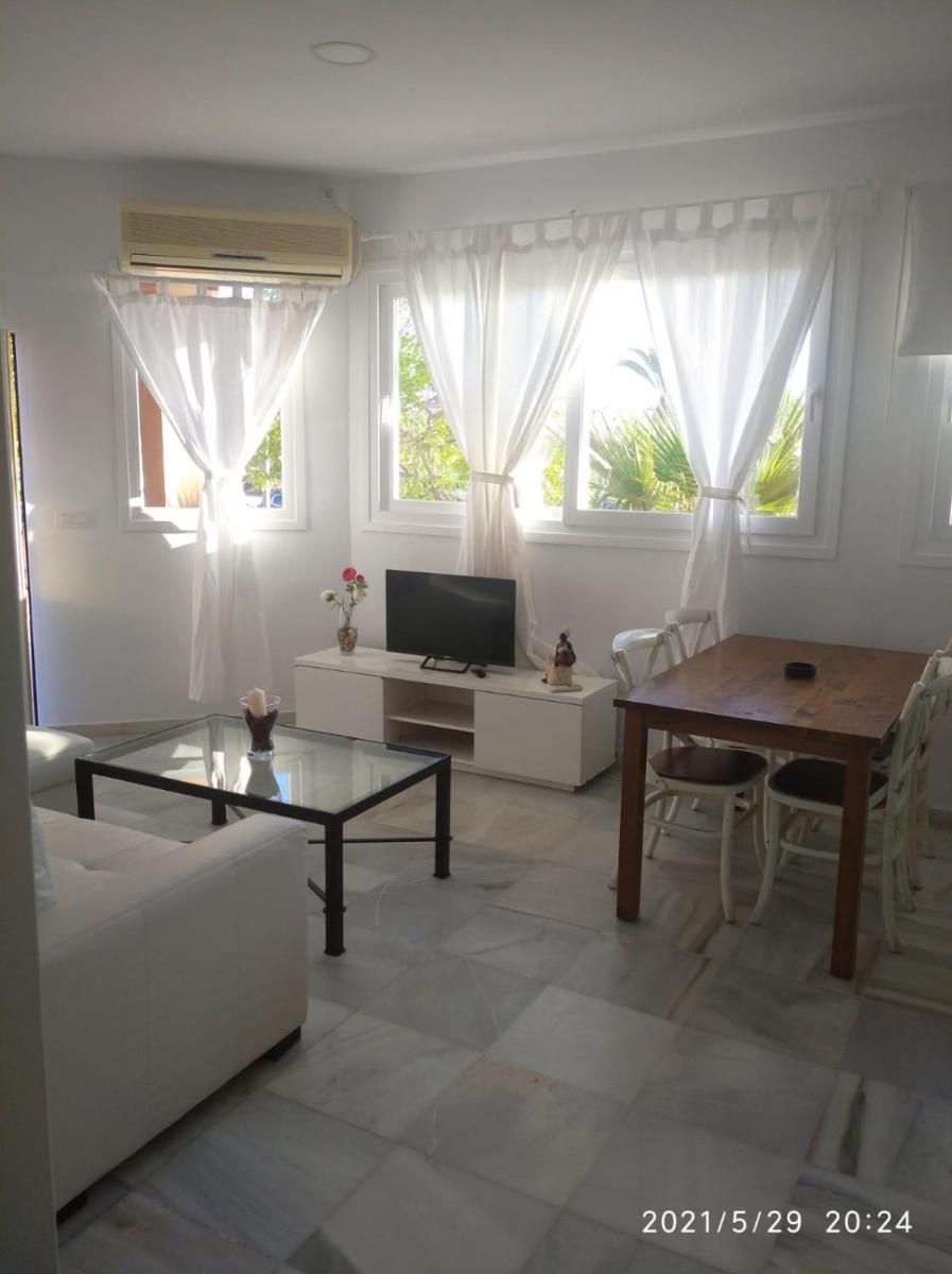 Apartamentos Sanlúcar Beach 2 y 3 - Housity