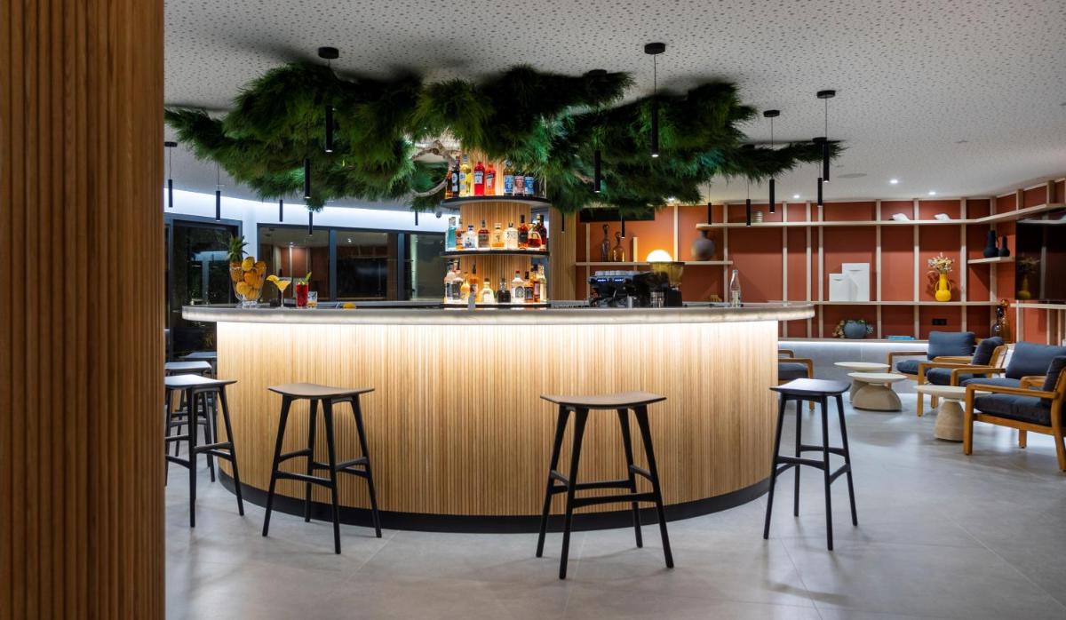 Restaurant ou autre lieu de restauration dans l'établissement Hotel L'Acquale