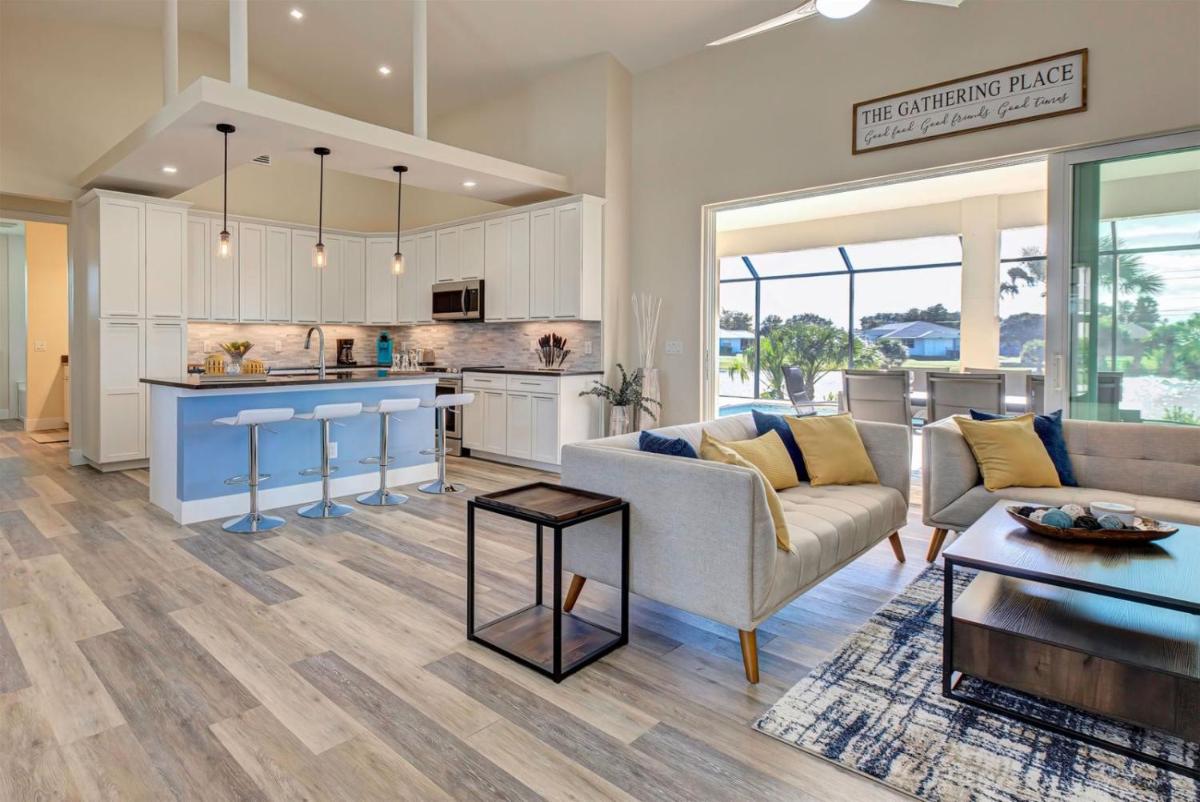 Aqua Pearl - Housity