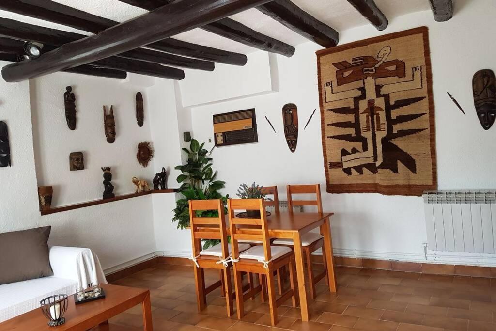 Suitetrails - Casa Rural en Naval, Torre San Rafael