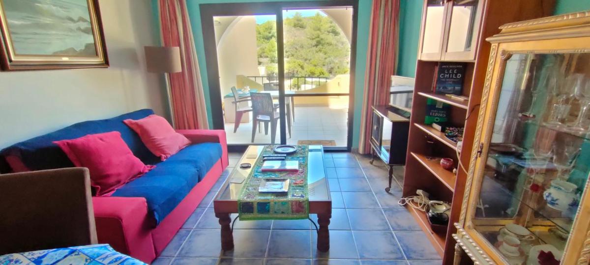Centeanes Beach apartment - Housity