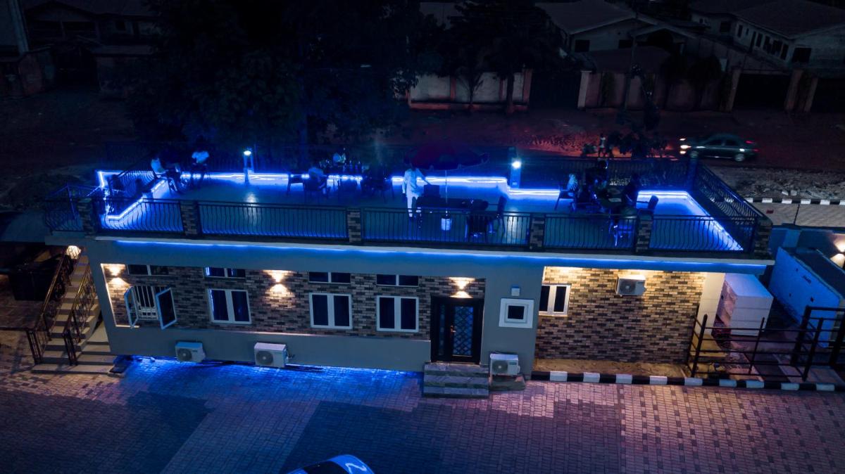 Ekulu Apartments - Housity