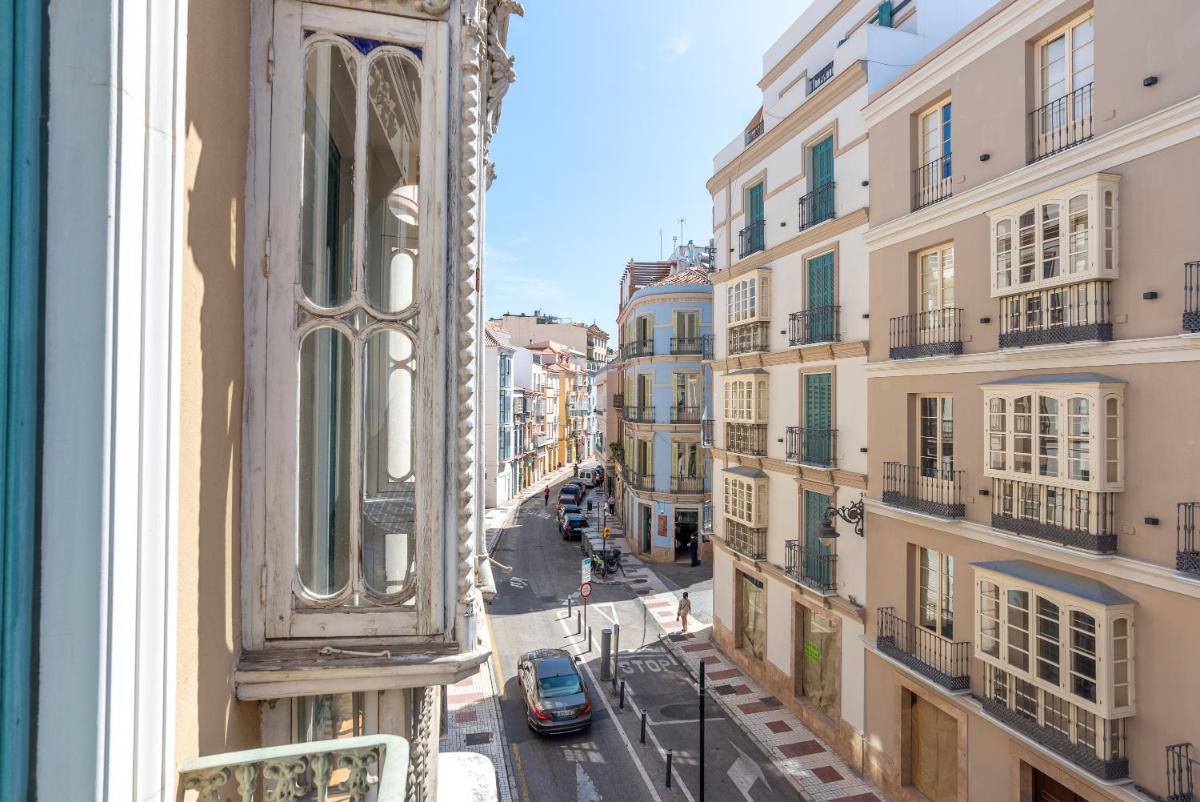 Carretería I & 5 balconies by ELE Apartments - Housity