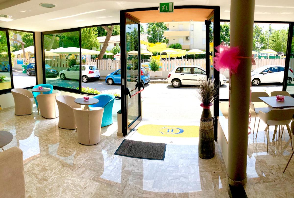Hotel Caravel B&B - Housity