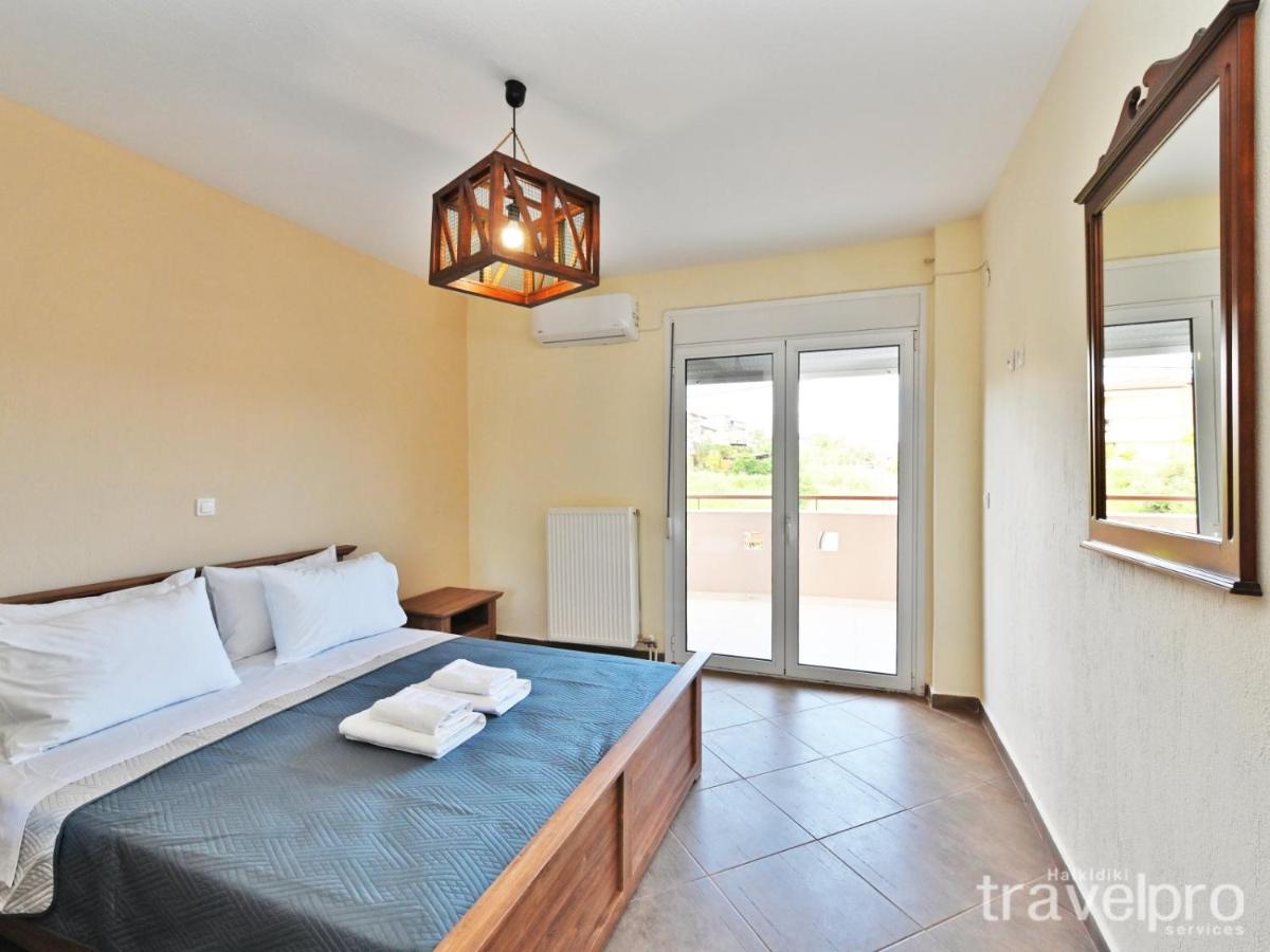 Meloida Houses by TravelPro Services- Nea Fokaia Halkidiki - Housity