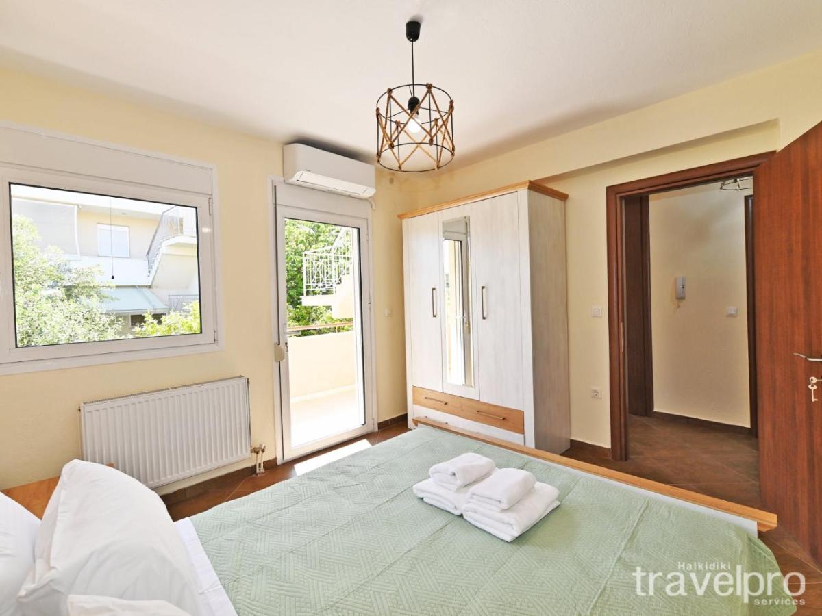 Meloida Houses by TravelPro Services- Nea Fokaia Halkidiki - Housity