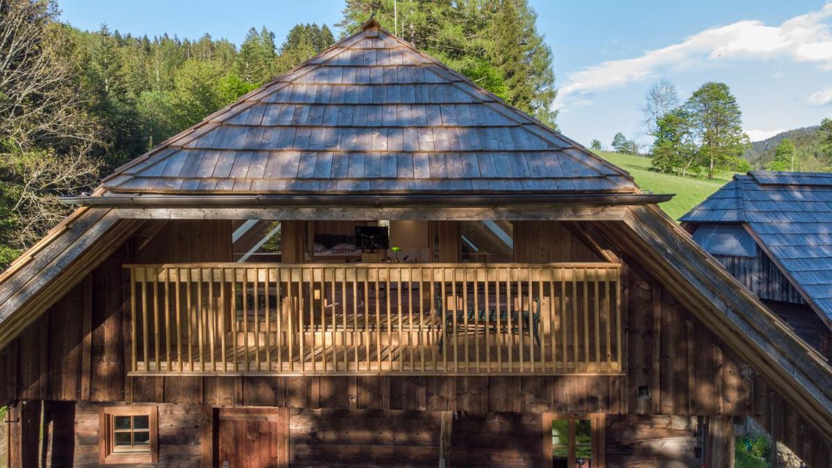 Charmante Gästewohnung in altem Bauernhaus in alpiner Alleinlage - Housity
