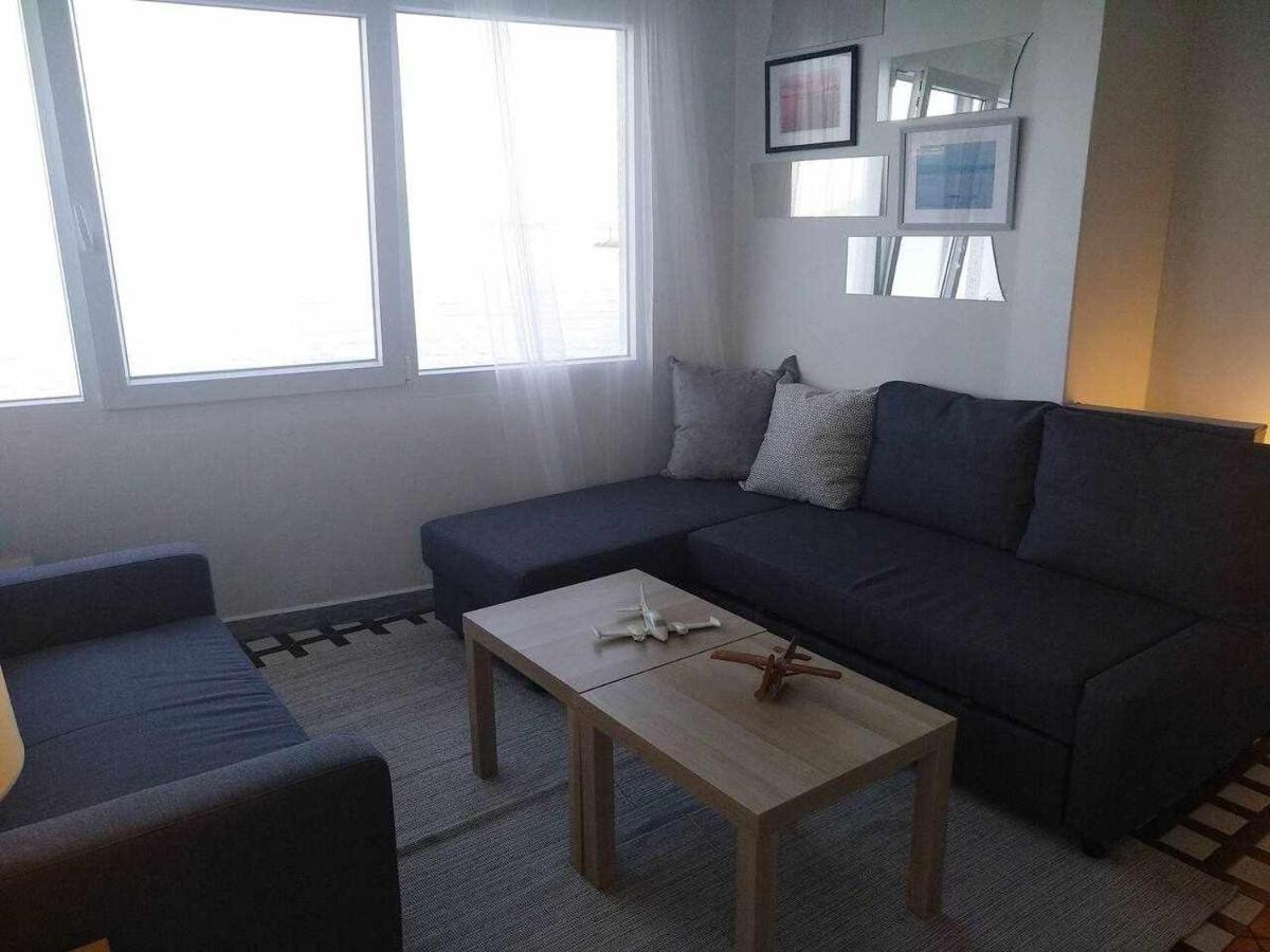 Apartamento frente al mar Playa de Coroso Ribeira - Housity