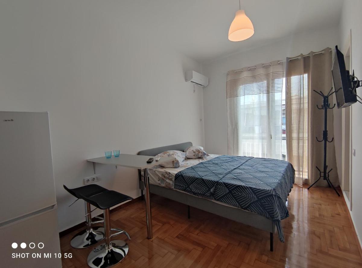 Studio in the heart of Athens next to Monastyraki. - Housity