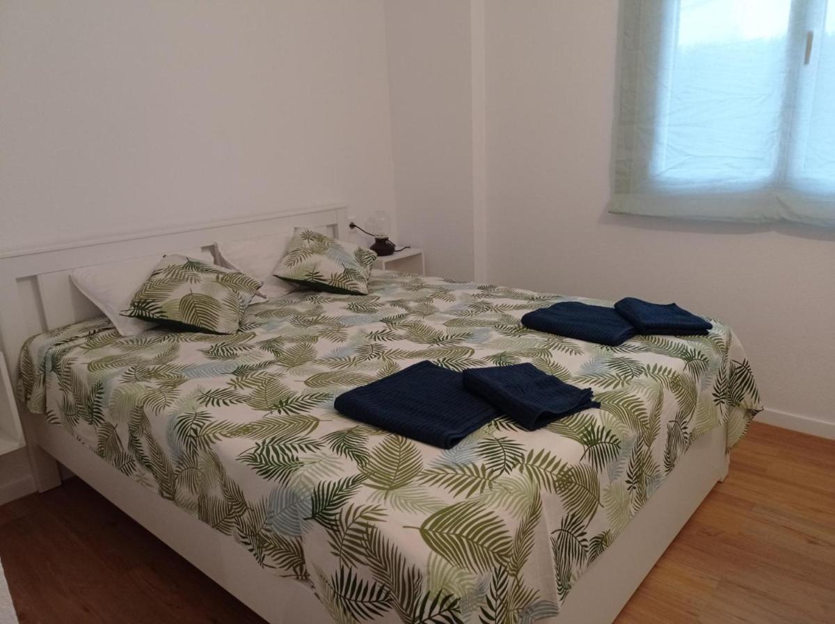 DAVANT MAR - Apartamento con terraza a pie de playa - Housity