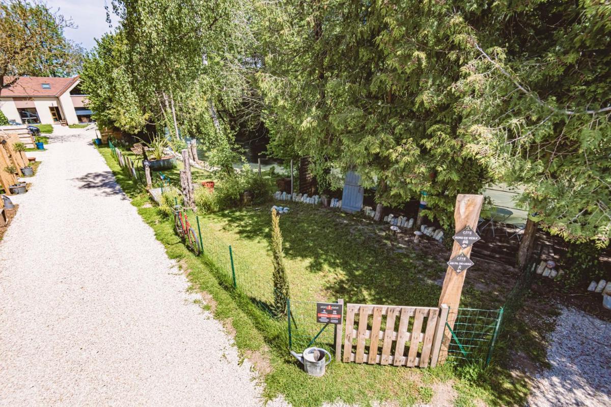 Gîtes Sérénaé avec vue sur rivière - Housity