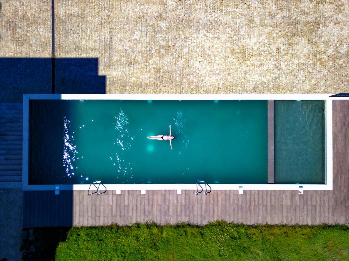 A piscina em ou perto de MW Douro Wine & Spa