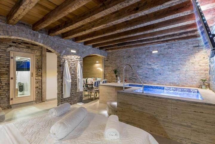 ROYAL SPA-LATUM APARTMENT - Housity