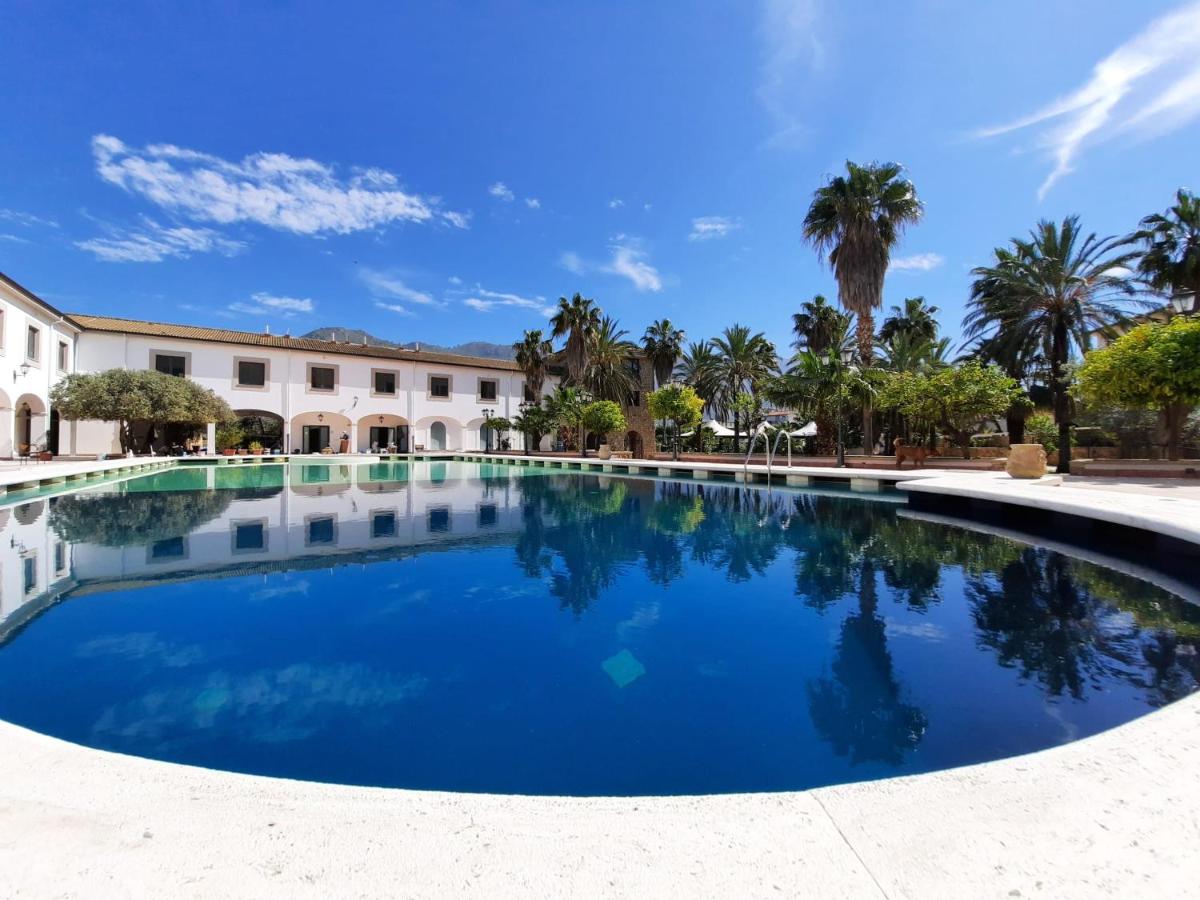 Al Balhara Resort & Spa - Housity