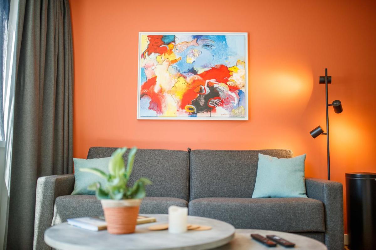 Trendy Design 55m2 Apartment with Balcony - Housity