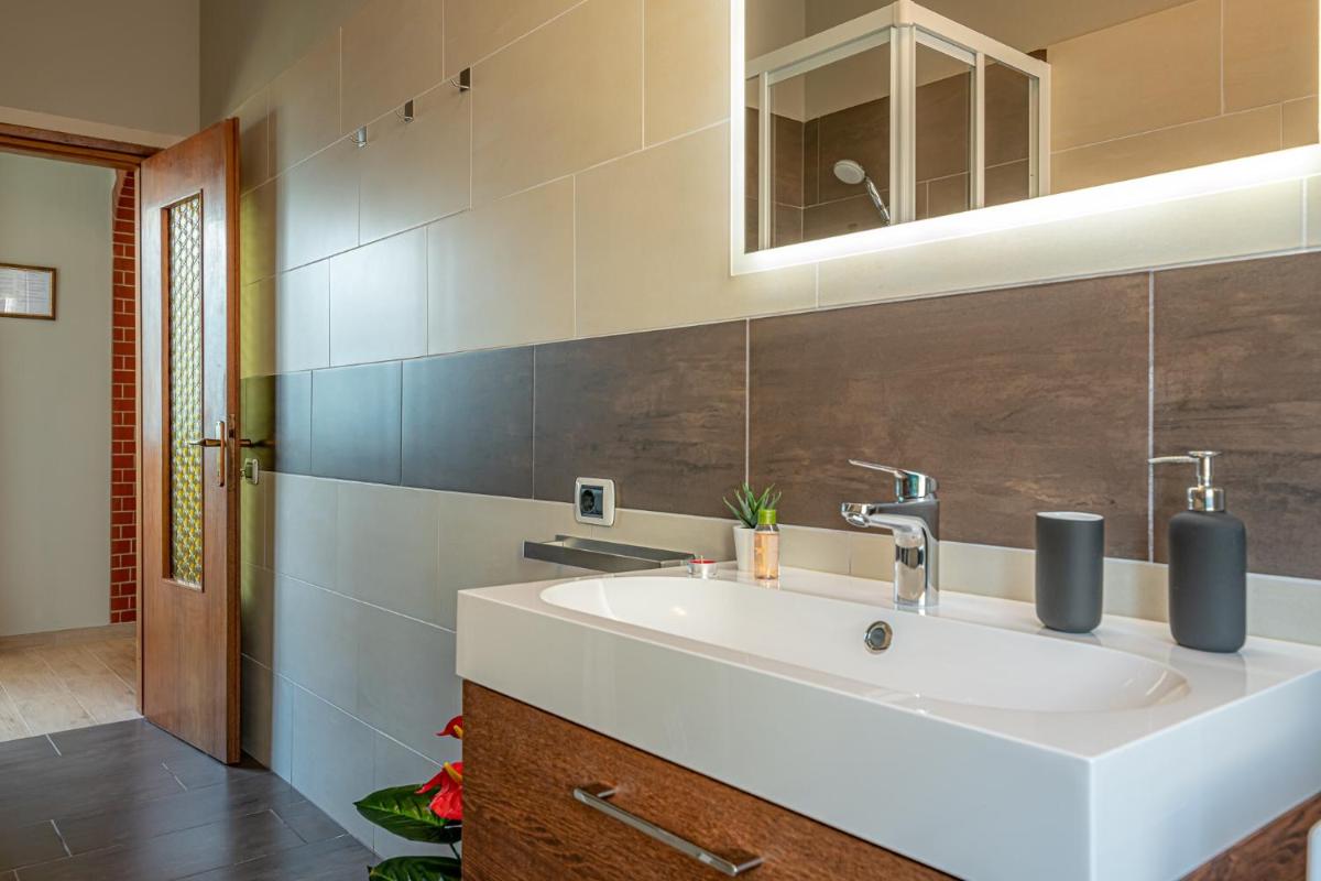 Casa Bellavista Wi-Fi Parking Free - Housity