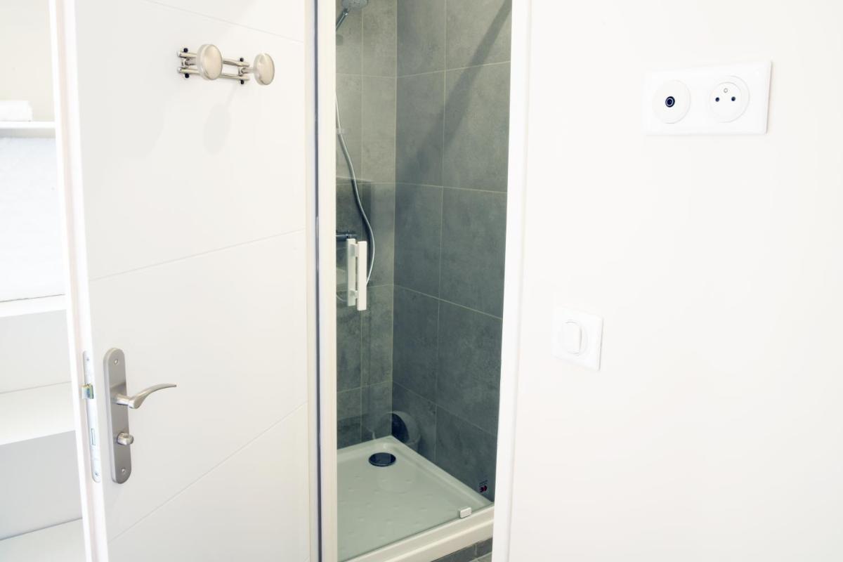 T2 - 28m2 avec cour et stationnement, wifi et linge fournis - Housity