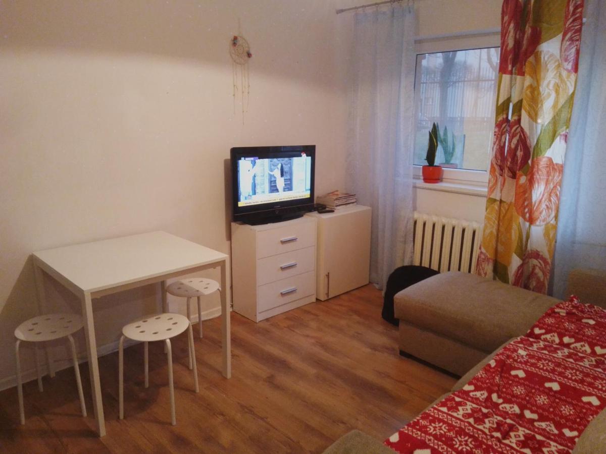 APARTAMENT STARE MIASTO NOCLEGI PŁOCK - Housity