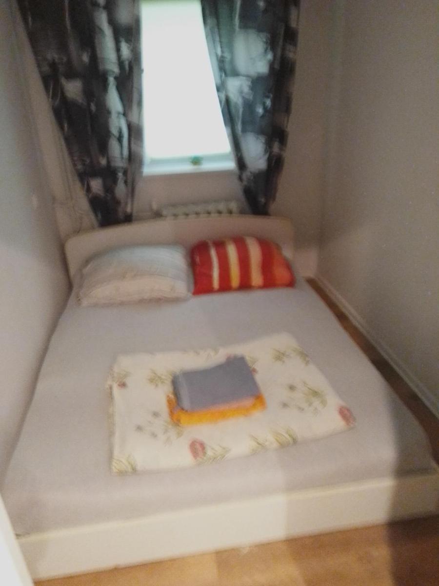 APARTAMENT STARE MIASTO NOCLEGI PŁOCK - Housity