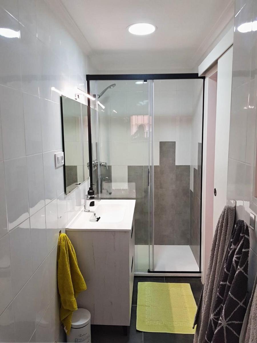 Sunny Beach Retreat - Housity