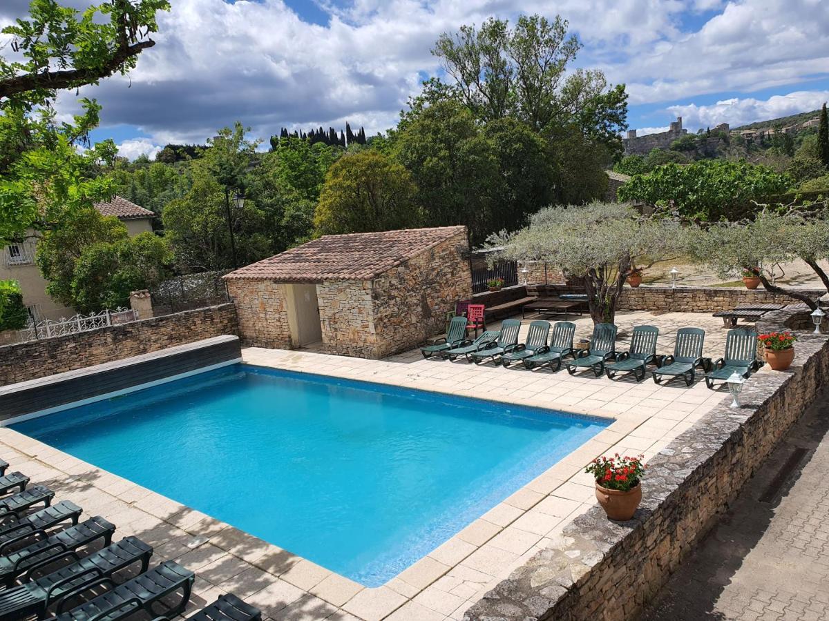 Logis Hôtel Restaurant L'Escarbille - Housity