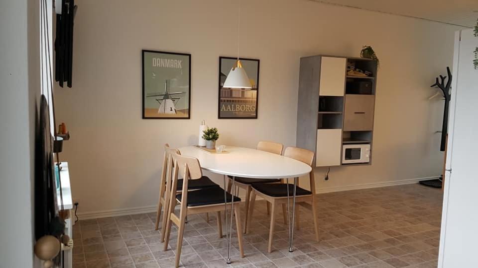 Løkken centrum ferielejlighed-apartment 4F - Housity