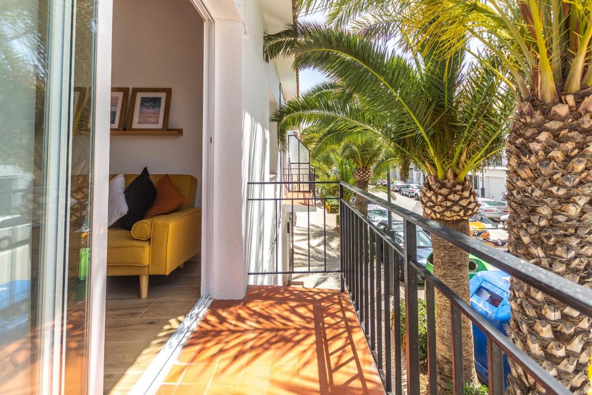 Wonderful Views Terrace 3BR Cottage - BBQ - AC - Housity