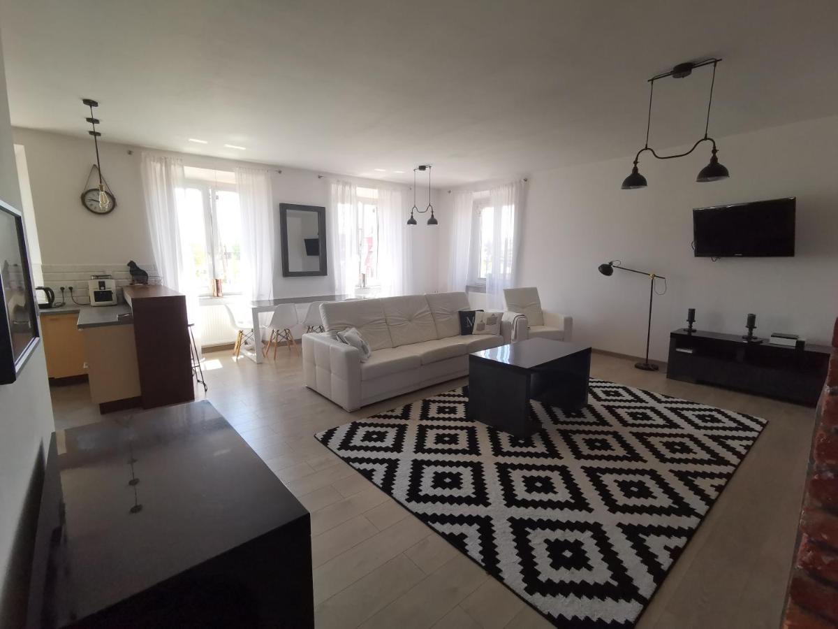 Apartament Mieszkanie Krzeszów Europejska Perła Baroku - Housity