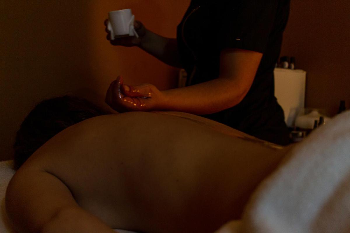 O spa e/ou outras comodidades de bem-estar em In Gold Hotel & Spa