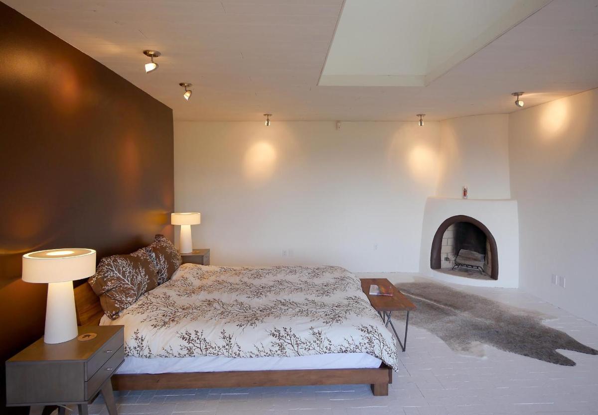 241 Pinon - Housity