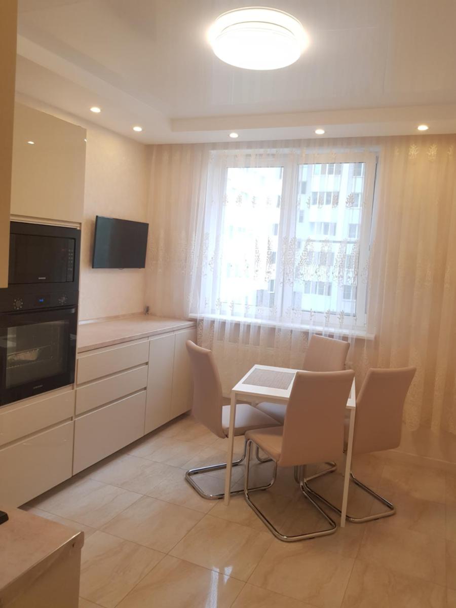 Apartamenty dom u razliva g sestroretsk - Housity