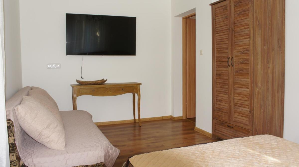 Naglio 14 - Housity