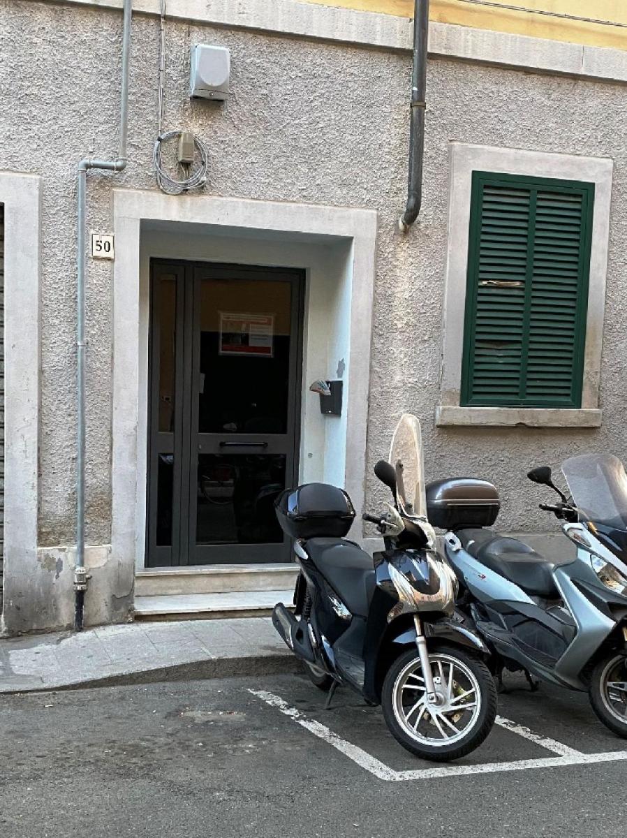 CASAMIELI, Nuovo, vicino al porto al mare e al centro - Housity
