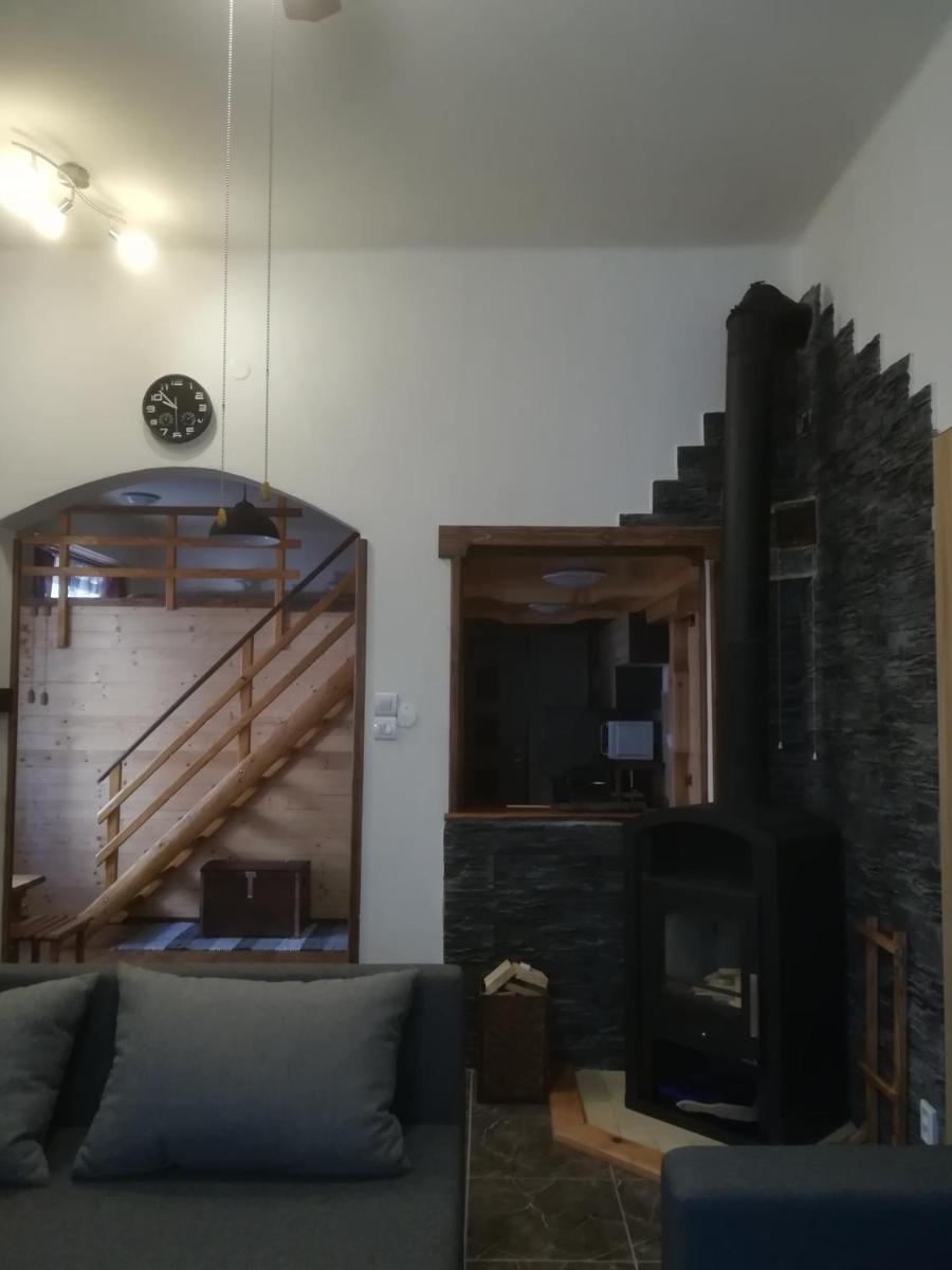 Apartmán Pod věží II - Housity