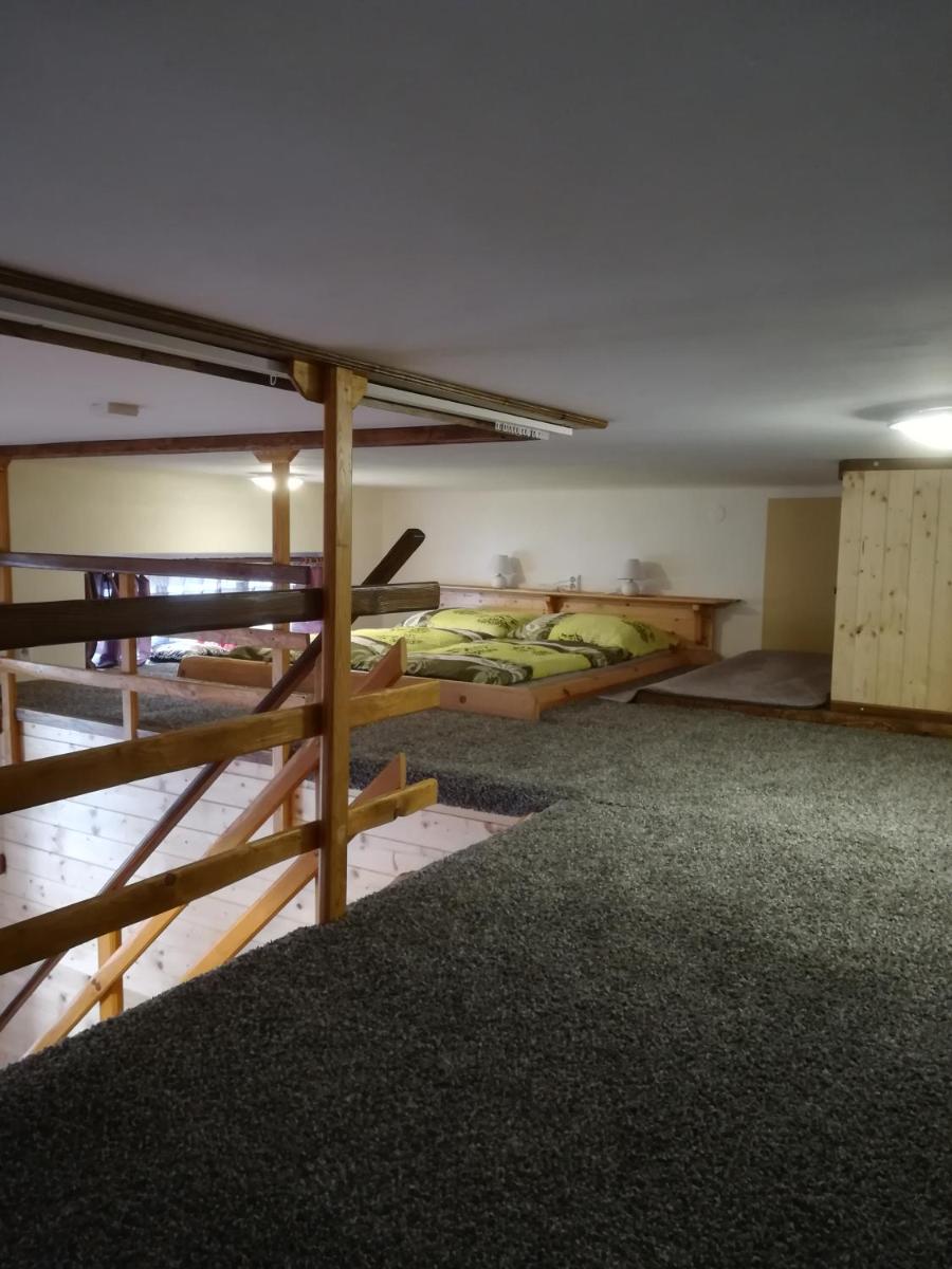 Apartmán Pod věží II - Housity