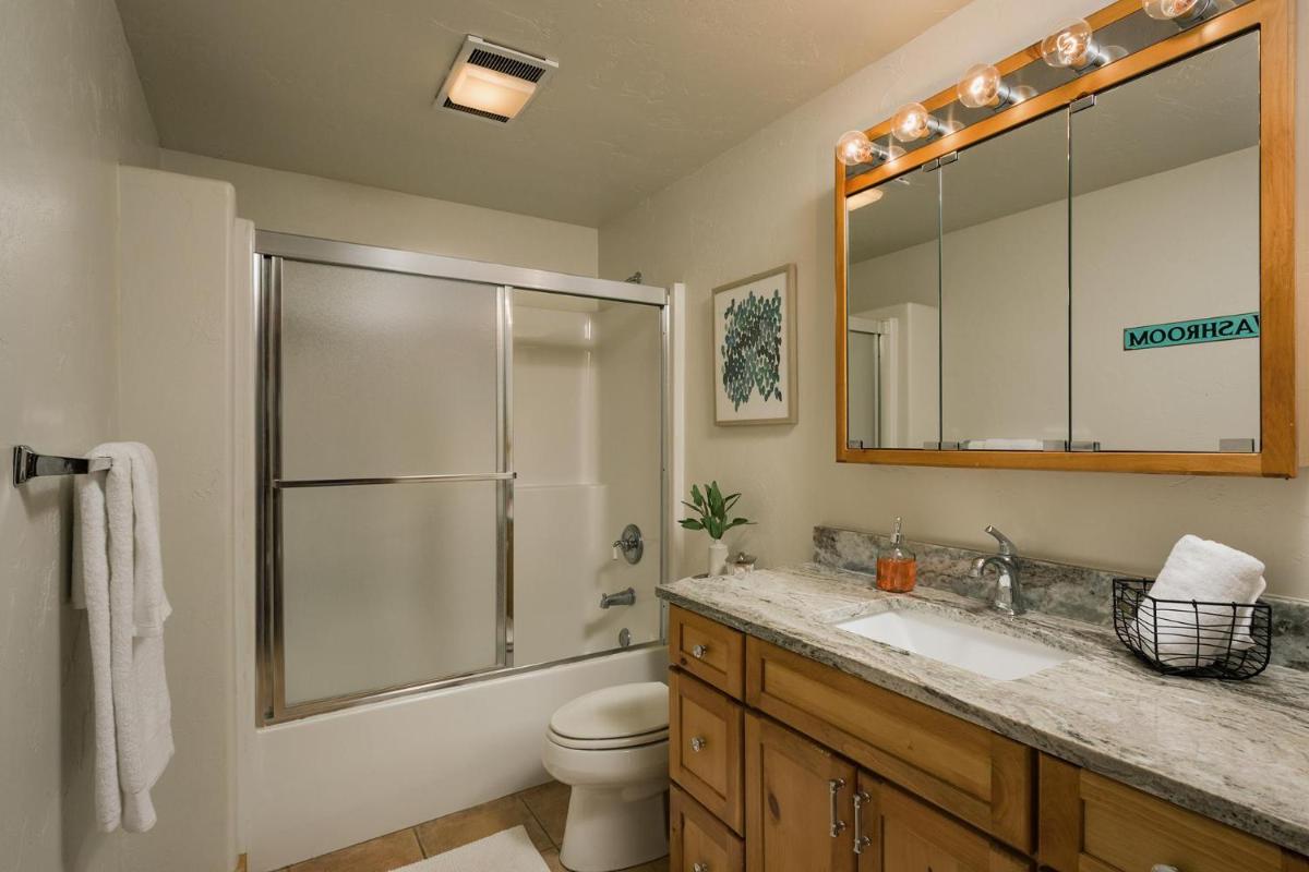 56 Meadowview Lane - Housity