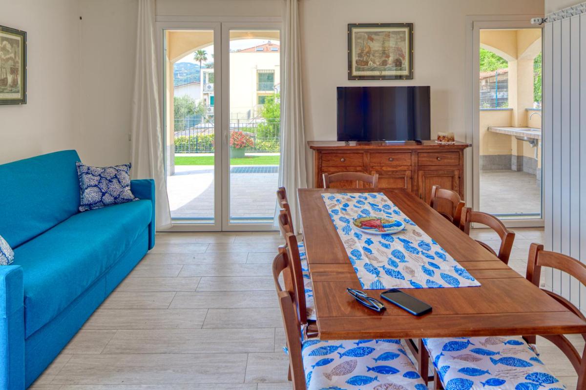Suitetrails - Villa Mimosa Diano Marina: exclusive use villa, garden, barbecue, 3 bedrooms and 3 bathrooms