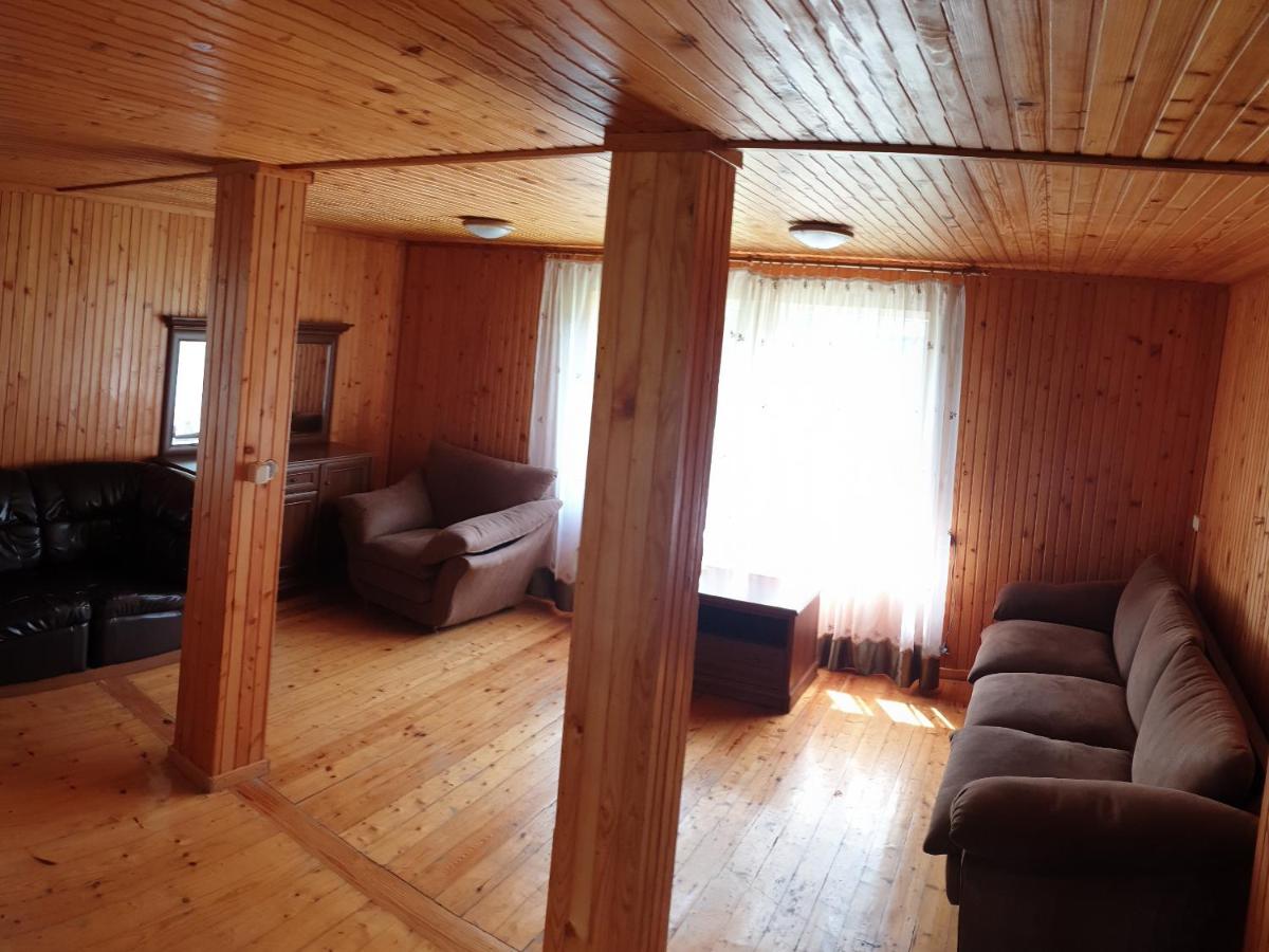 Коттедж на базе отдыха у реки с. Кудашевка - Housity