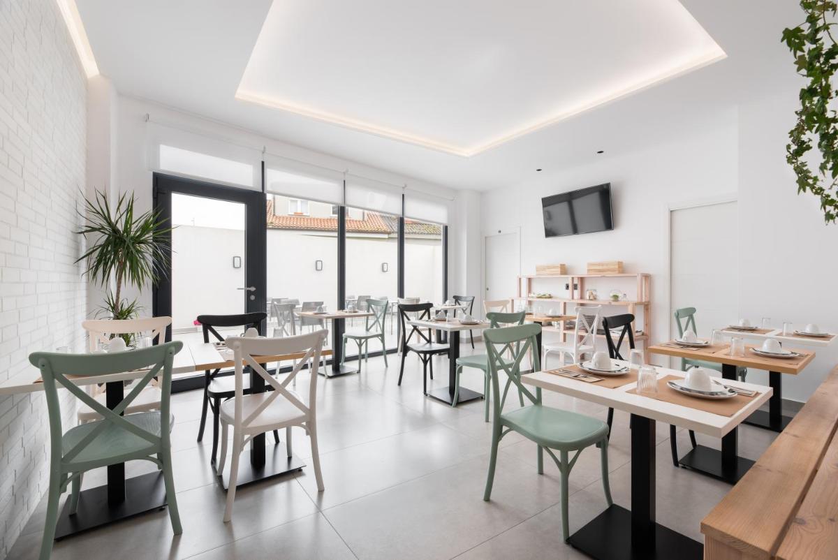 Hotel Costa da Morte - Housity