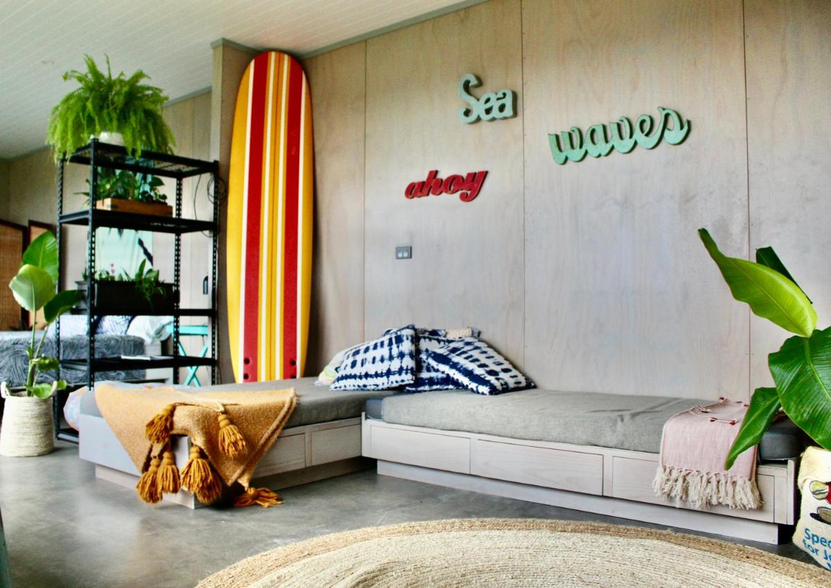 The Beach House on the Hill - Housity