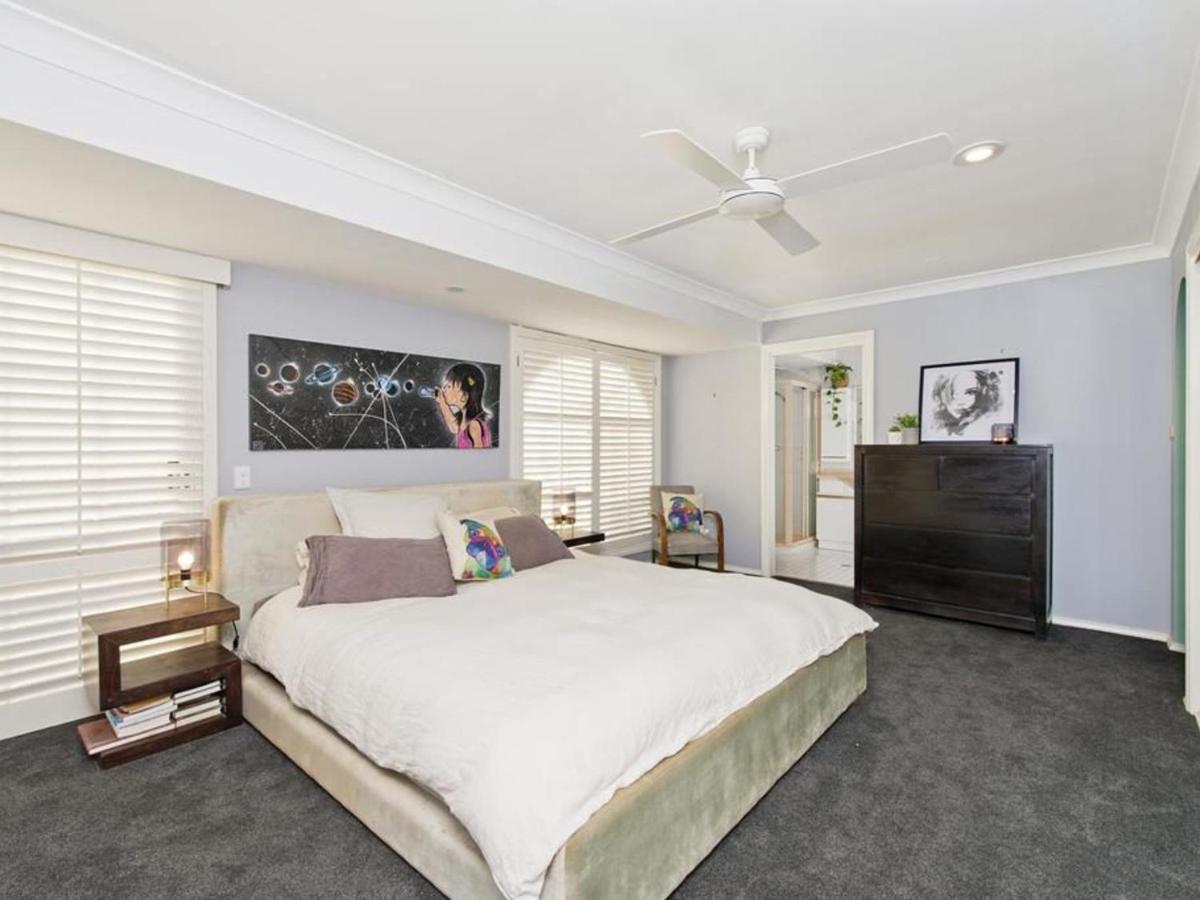 Malibu Beach House - Housity
