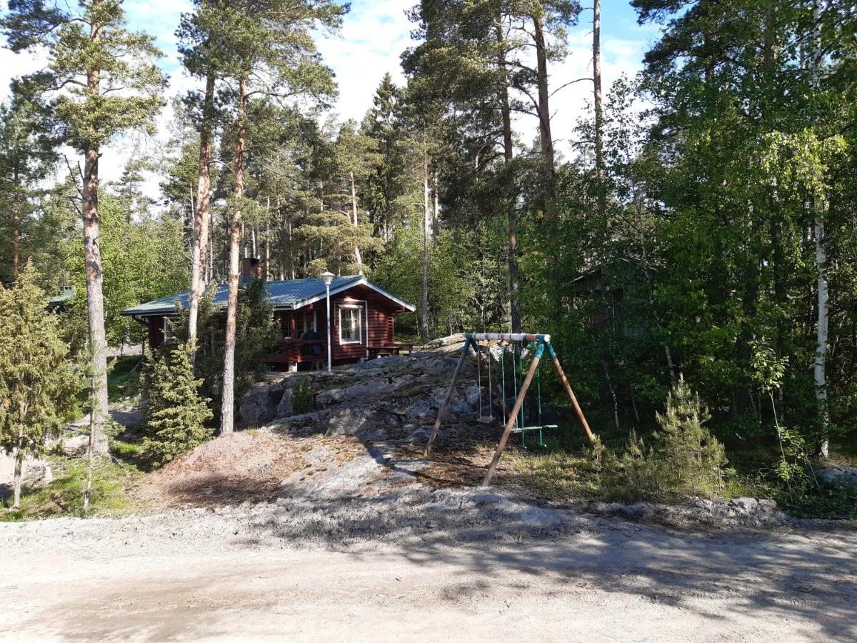 Lomamökki Mäntylä - Housity
