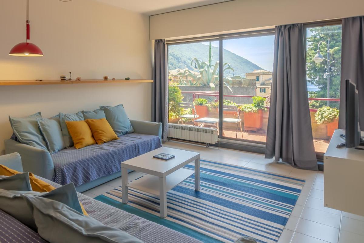 HAPPY HOLIDAY AMONG THE LIGURIAN BEAUTIES - Housity