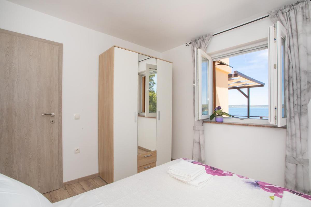 Villa Duje - Housity