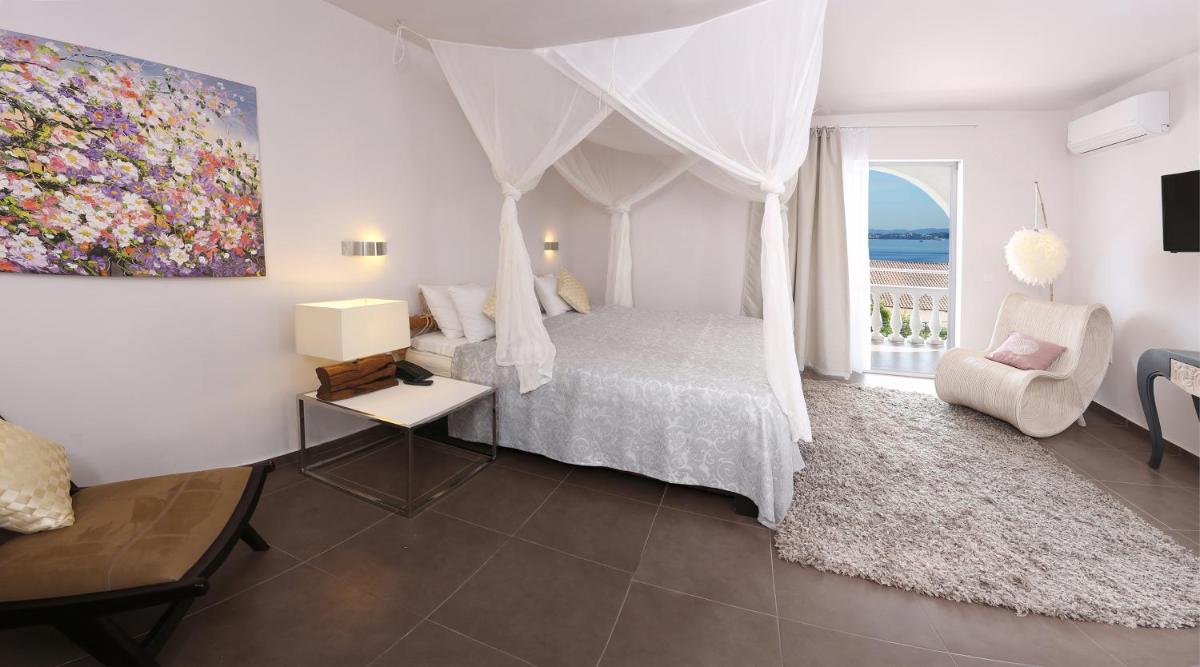 Pantokrator Hotel - Housity