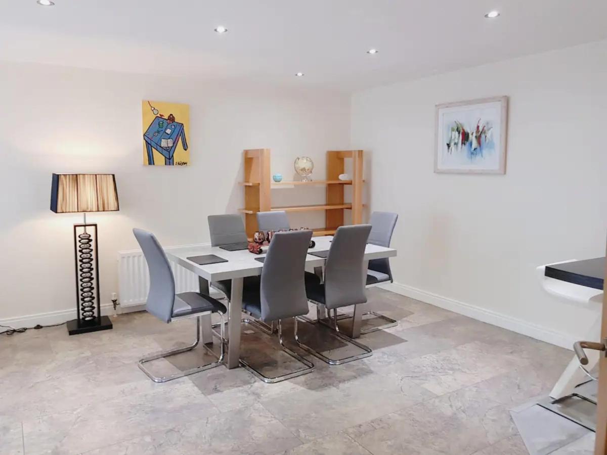 Central Belfast s: Margarita Plaza - Housity