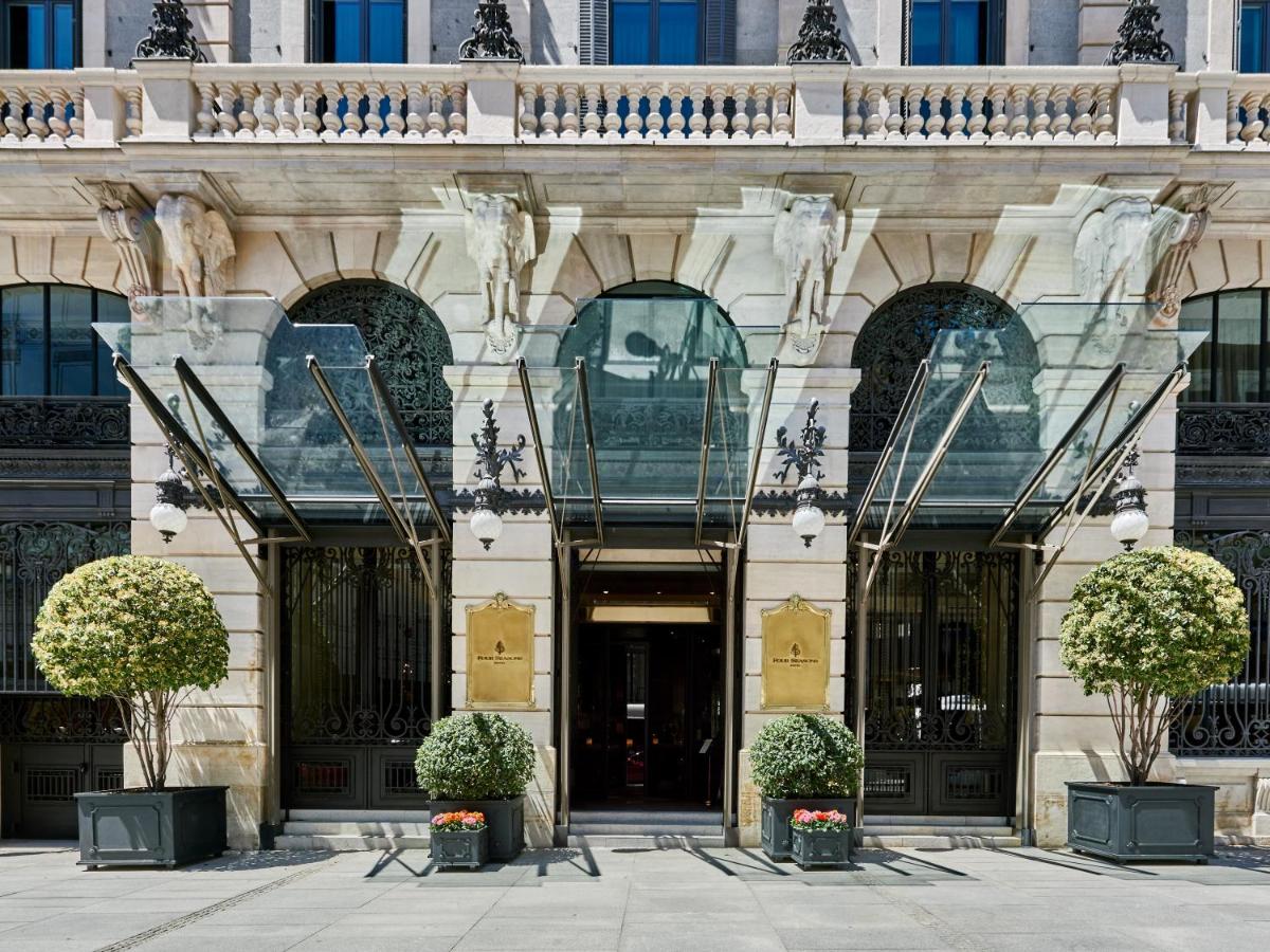 Fachada o entrada de Four Seasons Hotel Madrid