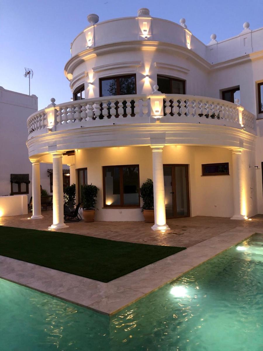 La Quinta Hacienda - Housity
