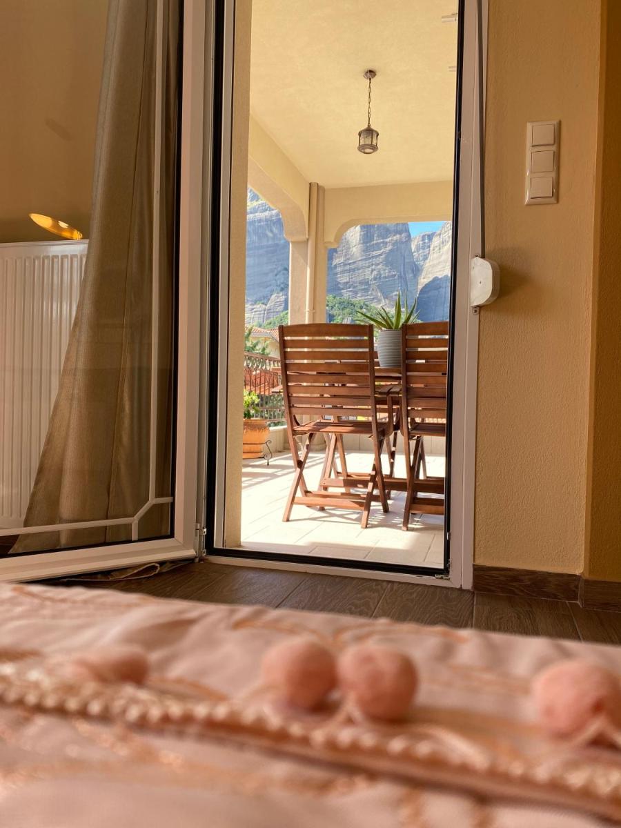 Suitetrails - Saint Stephen’s Apartments at Meteora 2
