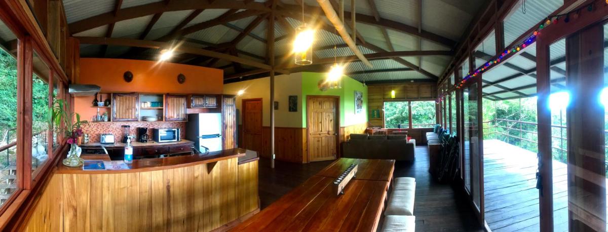 Jungle House next to Refugio la Brisa del Diablo - Housity